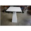Image 1 : WHITE PEDESTAL / BISTRO TABLE