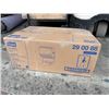 Image 2 : NEW BOX OF TORK MATIC HAND TOWEL UNIVERSAL 6 ROLLS X 700FT RETAIL $92