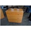 Image 1 : 3 DRAWER DRESSER