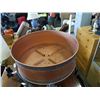 Image 2 : LARGE 36" METAL PLANTER
