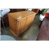 Image 2 : OAK SIDEBOARD