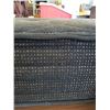 Image 3 : QUEEN SIZE SEALY POSTUREPEDIC PLUS OPTIMUM GRAND MATTRESS