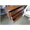 Image 2 : SEAN DIX 3 DRAWER DRESSER