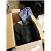 Image 2 : BOX OF PURSES