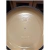 Image 8 : LE CREUSET FRANCE 3.6L FLAME ORANGE SHALLOW BRAISER - ENAMELED CAST IRON