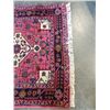 Image 2 : HAND WOVEN FRINGED AREA CARPET 55 X 39 INCH