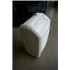 Image 2 : WHIRLPOOL GOLD PORTABLE DEHUMIDIFIER