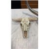 Image 2 : 2 COW SKULL DECORATIONS