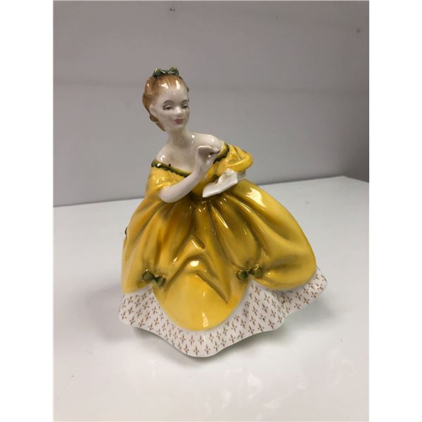 Royal Doulton - The Last Waltz 2315 - Excellent Condition - approx. 8 in tall