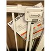 Image 2 : Safety 1st - White Childproof Gate
