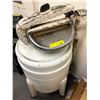 Image 1 : Antique Thor Wringer Washing Machine