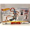 Image 3 : Group of Two Hot Wheels Action Sky Crash Tower Playsets