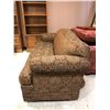 Image 5 : Sofa and Armchair - Estate - Great Condition - approx. (78in x 34in x 37in Sofa) and (34in x 34in x