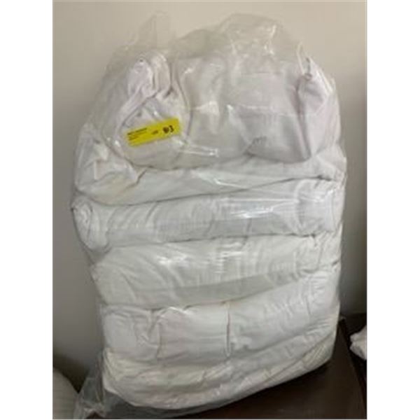 Group of Six Hotel Quality Pillows - Standard Size