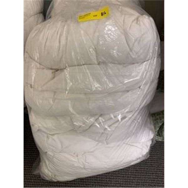 Group of Six Hotel Quality Pillows - Standard Size