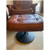 Image 3 : Reddish Brown Leather Swivel Chair