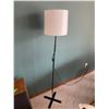 Image 4 : Table Lamp/Shade & Floor Lamp W/Metal Base