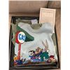 Image 2 : Limited Edition Loonie Toons Collectors Sweater Size: L   Made in Italy and with 100% Cotton