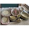 Image 1 : Penrose Fine Bone China (10 settings) , 10 Dinner Plates, 10 Desert Plate, 10 Saucers, 10 teacups, g