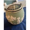 Image 1 : Genuine Wedgewood  Biscuit Barrel/Cookie Jar