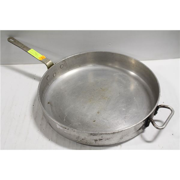 ALUMINUM 16" SAUTE PAN