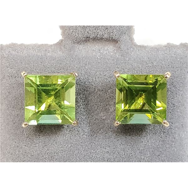 14K  PERIDOT(3.3CT) EARRINGS