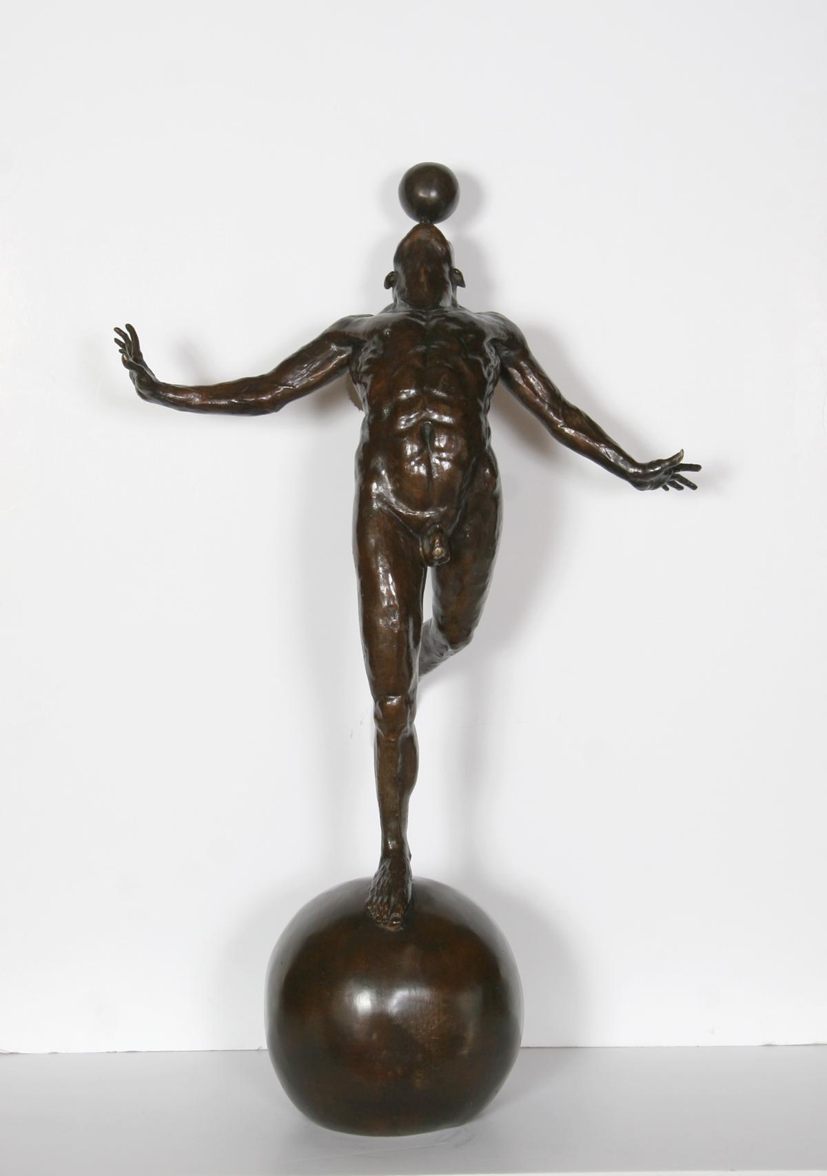 Sculpture en bronze de Jorge Marin  Equilibrista  signée et