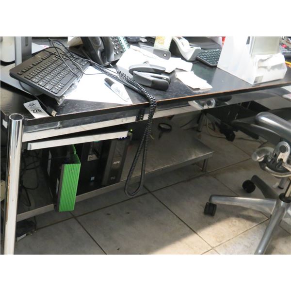 Chrome/Blk Desk