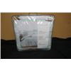 Image 1 : NEW DISTINCTLY HOME KING SIZE 5 PIECE COMFORTER SET - RETAIL $200