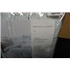 Image 2 : NEW DISTINCTLY HOME KING SIZE 5 PIECE COMFORTER SET - RETAIL $200