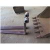 Image 3 : (Maui) Forklift Forks, Approx. 47" Long