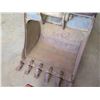 Image 11 : (Maui) Cat Bucket Attachment, Approx. 34" Wide