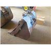 Image 4 : (Maui) Cat Bucket Attachment, Approx. 34" Wide