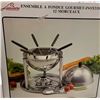 Image 2 : Fondue Set in Box, Never Used