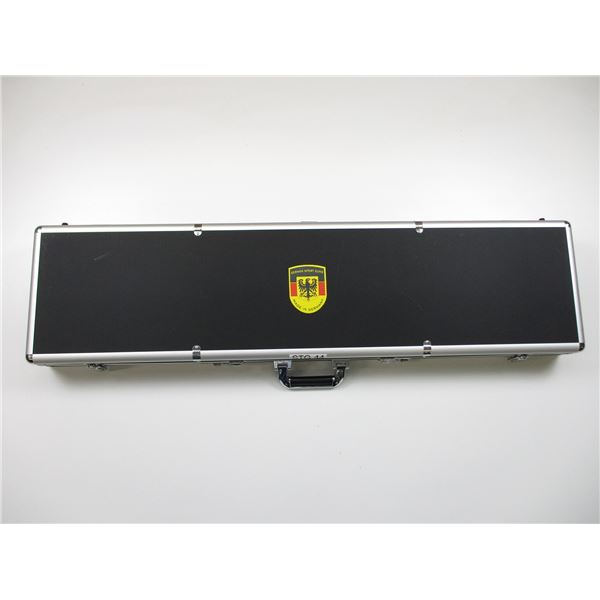 HARD PADDED RIFLE CASE