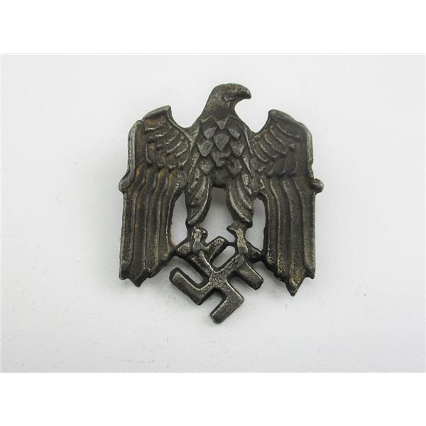 GERMAN EAGLE TYPE BADGE