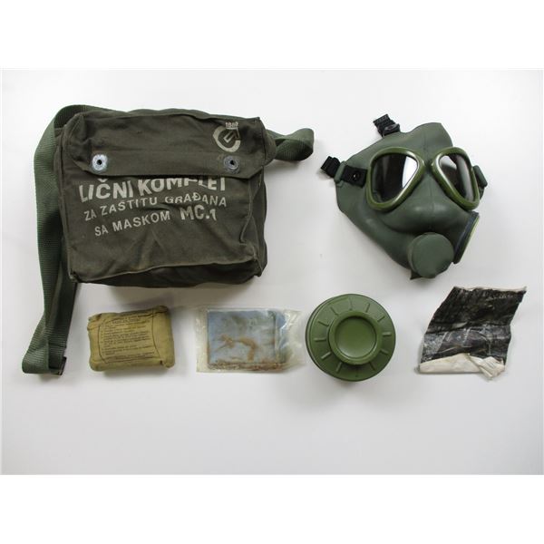 YUGOSLAVIAN MC.1 GAS MASK LOT