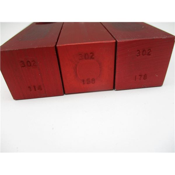 MEC SHOTSHELL POWDER BARS, ETC. LOT