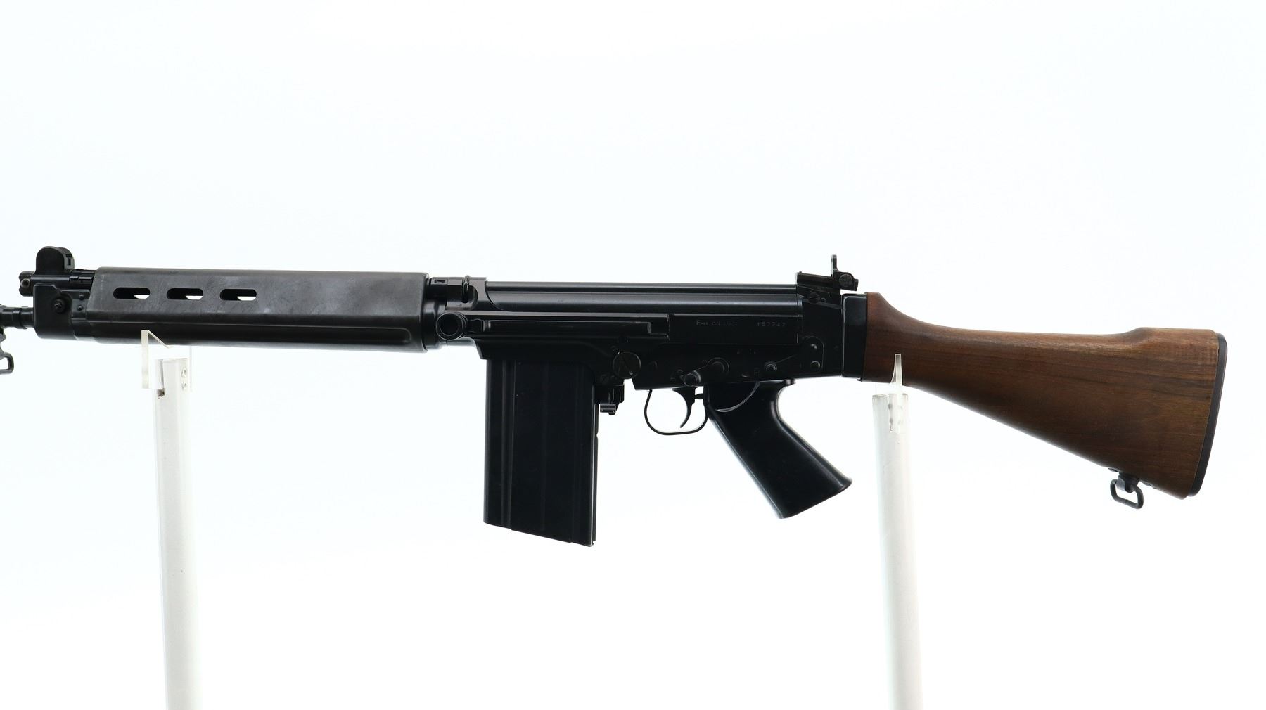 8/10 , BELGIUM , MODEL: FN FAL , CALIBER: 7.62MM NATO