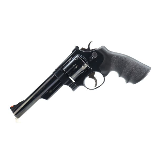 7/10 , SMITH & WESSON , MODEL: 57 , CALIBER: 41 REM MAG