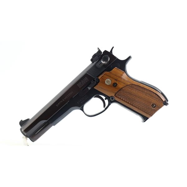 8/10 , SMITH & WESSON , MODEL: 52-2 , CALIBER: 38 SPL WAD CUTTER