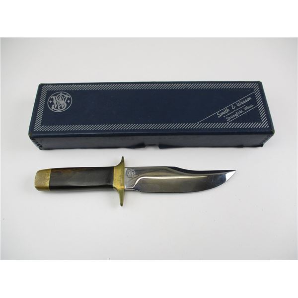 SMITH & WESSON HUNTING STYLE KNIFE