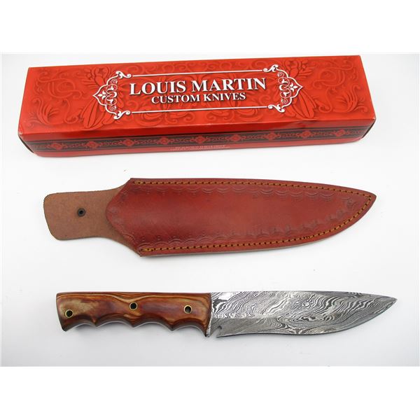 DAMASCUS TYPE HUNTING KNIFE