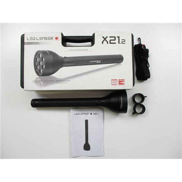 LED LENSER X21.2 FLASH LIGHT