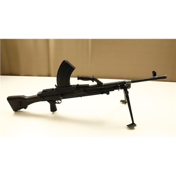 7/10 , CANADIAN BREN  , MODEL: MKII , CALIBER: 303 BR