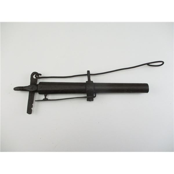 5/10 , UNKNOWN CANNON , MODEL: BURGLAR/SECURITY TYPE , CALIBER: 75 CAL
