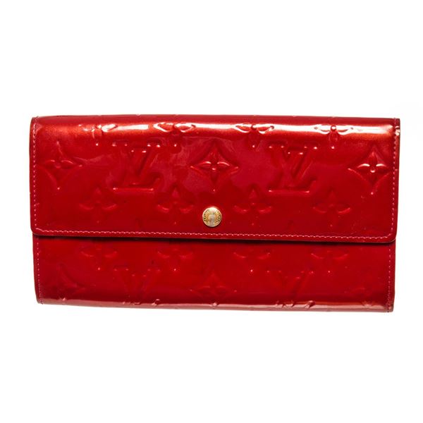 Louis Vuitton Red Vernis Monogram Leather Sarah Wallet