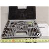 Image 2 : 39 Piece Tap Set