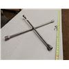 Image 2 : 20 Inch Tire Wrench