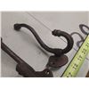Image 3 : 4 Iron 5 Inch Coat hooks